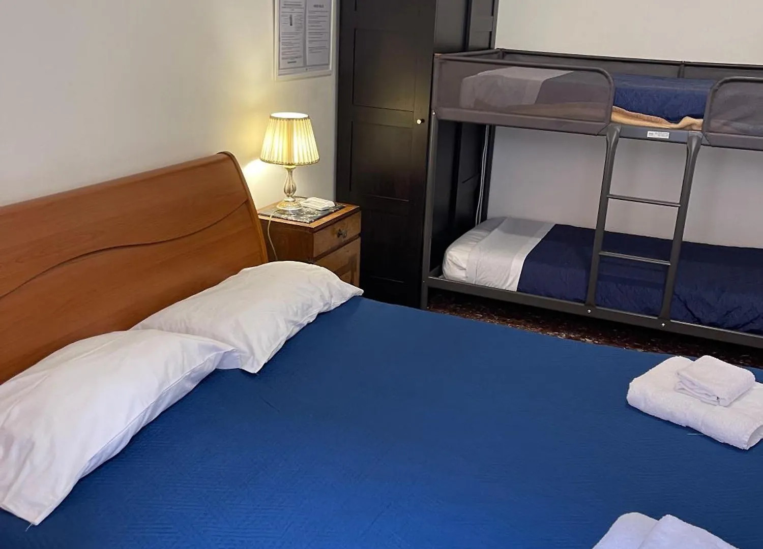 Apartamento Central Station House Cettina Catania Italia